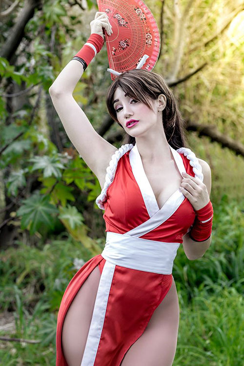Mai Shiranui from King of Fighters Cosplay
