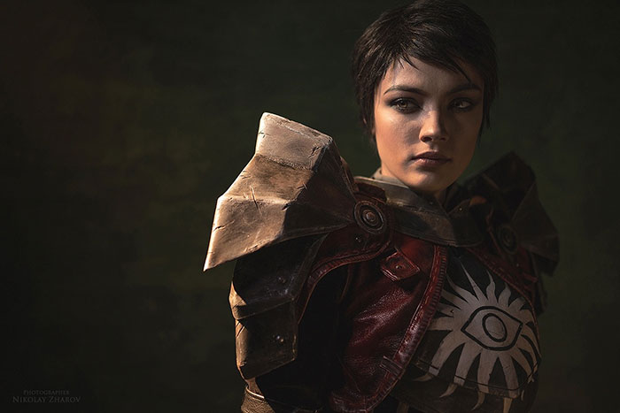 Cassandra from Dragon Age II Cosplay