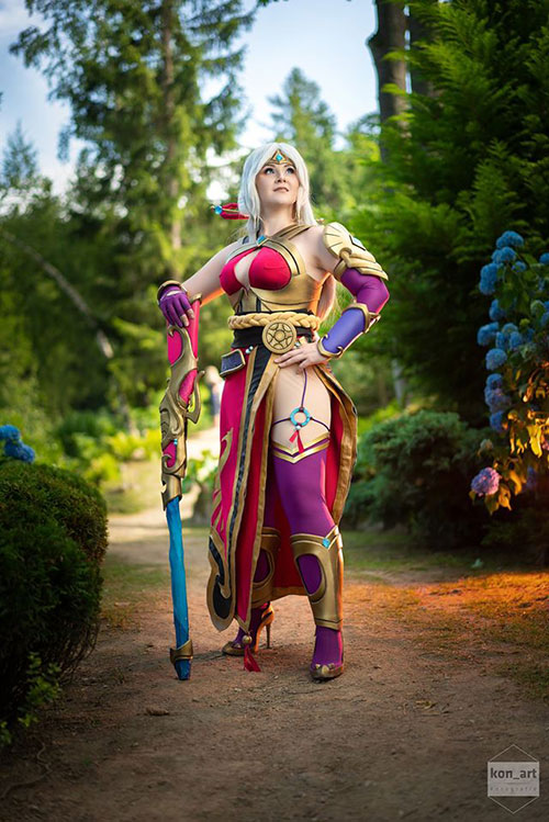 Lian from Paladins Cosplay