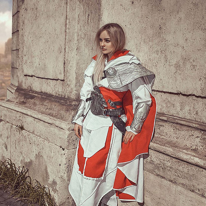 Ezio Auditore from Assassins Creed II Cosplay
