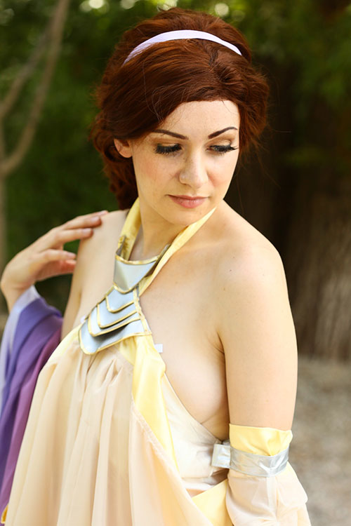 Padme from Star Wars: Attack of the Clones Cosplay