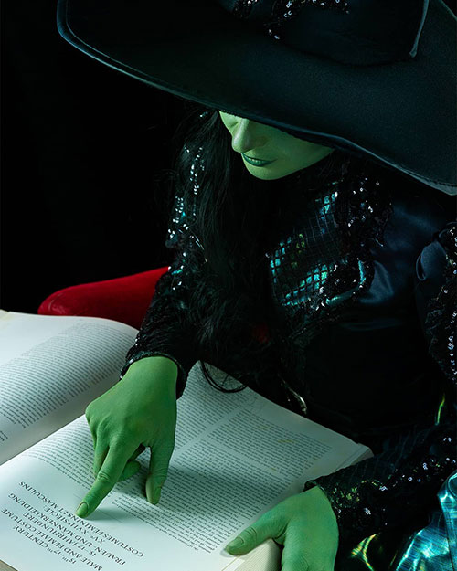 Elphaba from Wicked Cosplay
