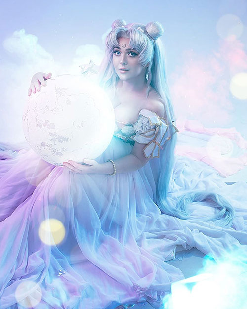 Princess Serenity and Sailor Moon Cosplay