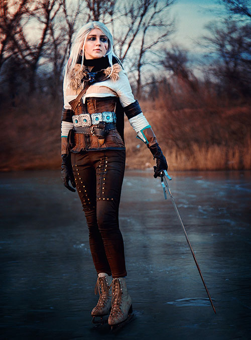 Ciri from The Witcher 3 : Wild Hunt on Ice Cosplay