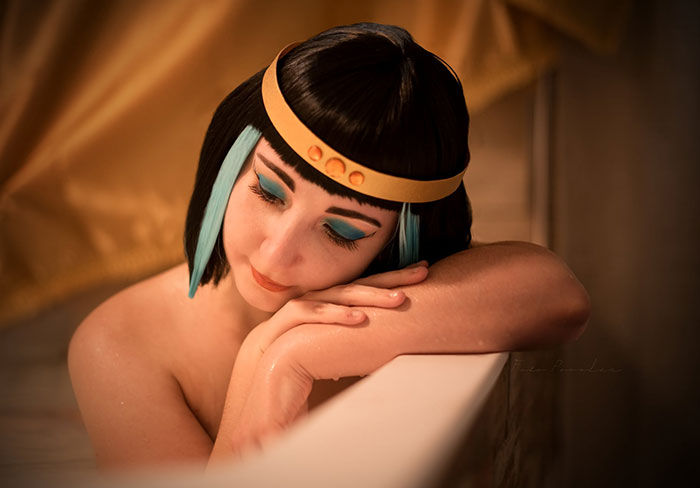 Queen Cleopatra from Asterix and Cleopatra Cosplay