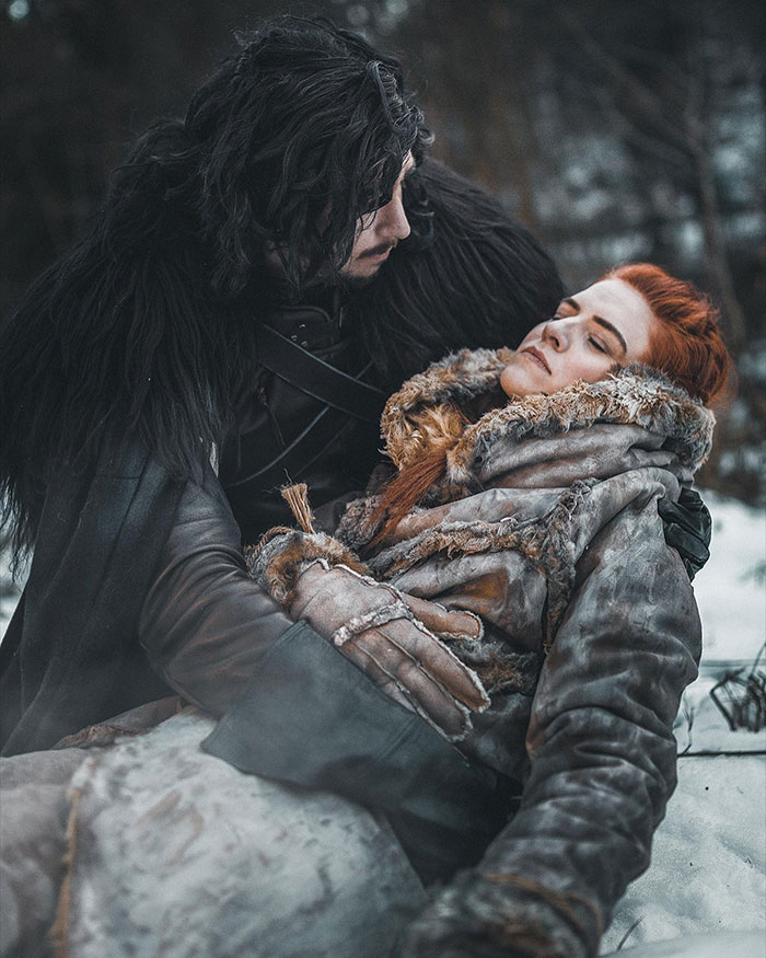Ygritte and Jon Snow from Game of Thrones Cosplay