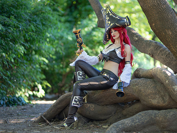 Miss Fortune from League of Legends Cosplay