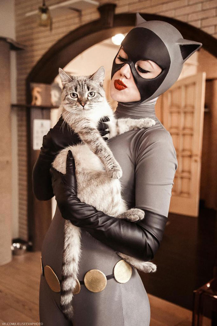 Catwoman from Batman: The Animated Series Cosplay