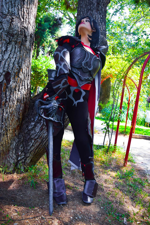 Nightraven Fiora from League of Legends Cosplay