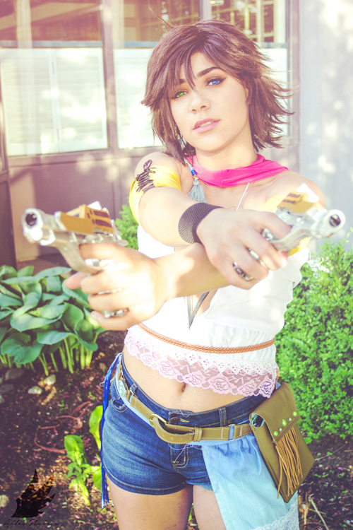 Yuna from Final Fantasy X2 Cosplay
