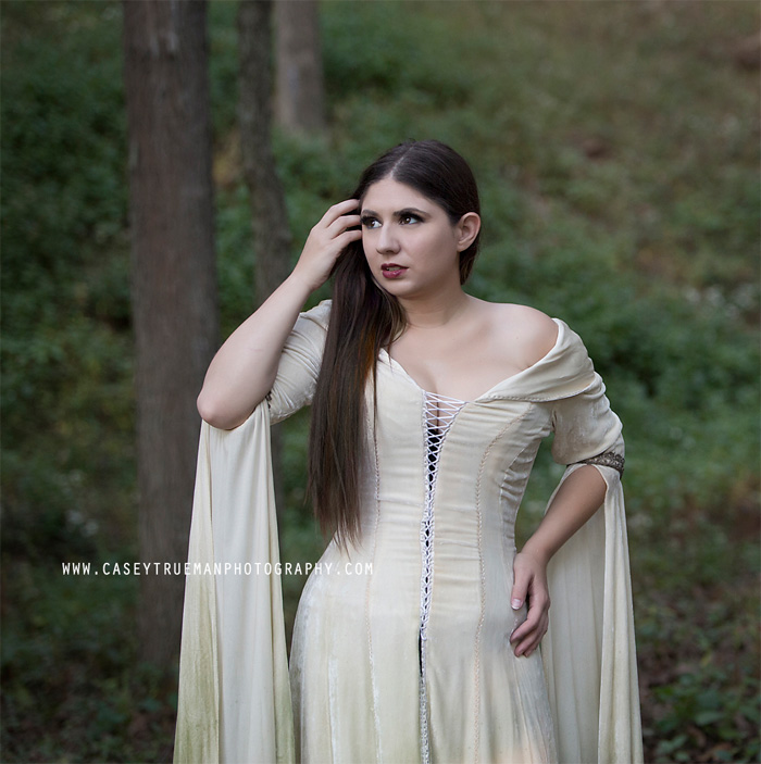 Kahlan from the Sword of Truth/Legend of The Seeker Cosplay