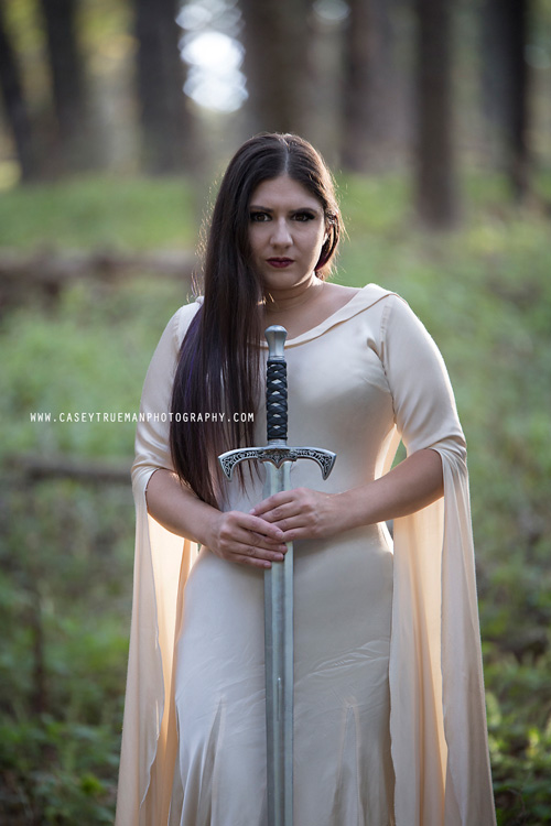 Magda Searus from the Sword of Truth/Legend of The Seeker Cosplay