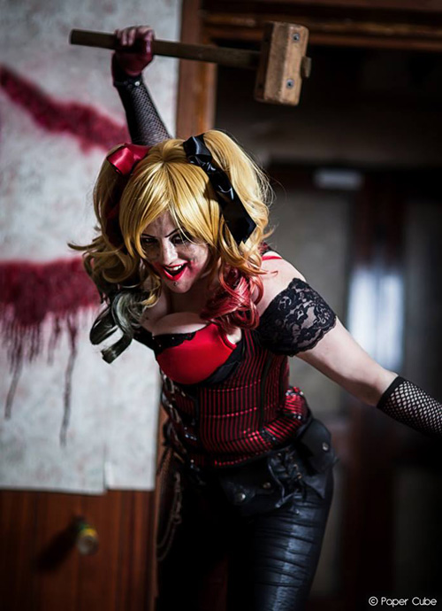 Arkham Inspired Harley Quinn Cosplay