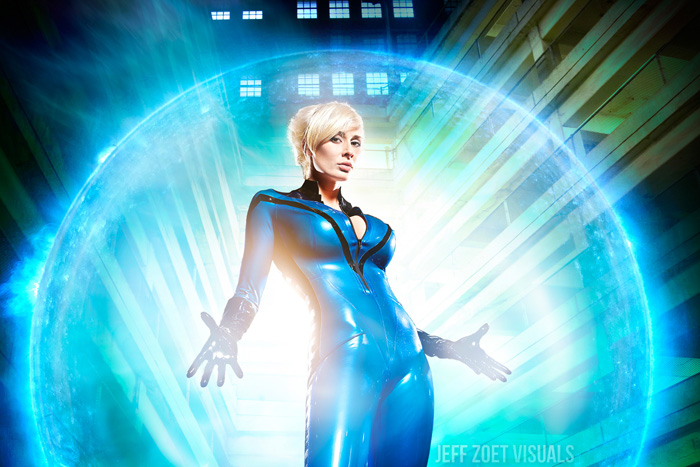Invisible Woman Cosplay