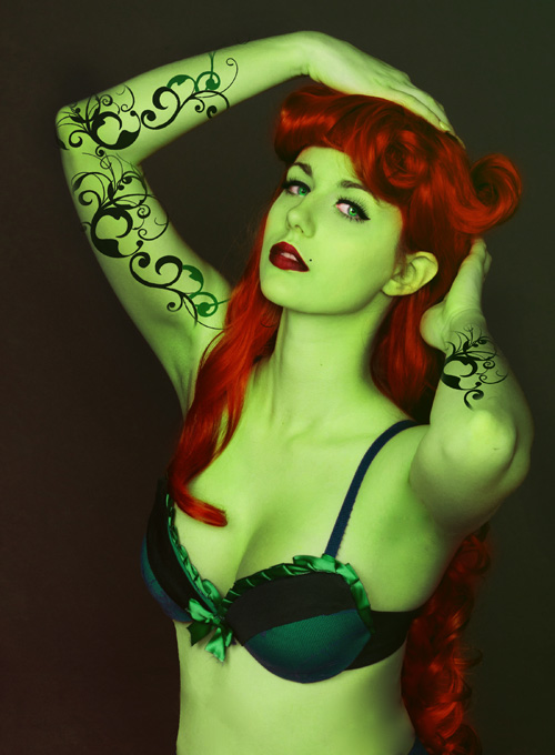 Bombshell Poison Ivy Cosplay