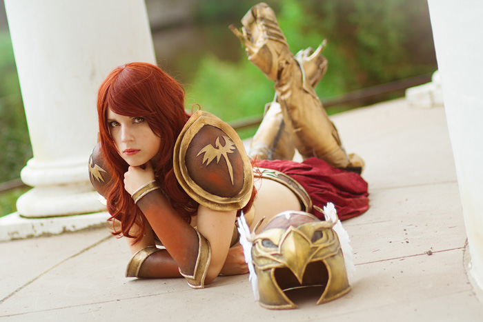 Valkyrie Leona from League Of Legends Cosplay