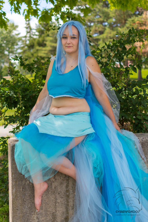 Navi from The Legend of Zelda: Ocarina of Time Cosplay