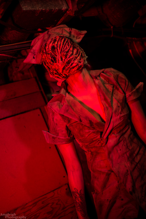 Bubblehead Nurse & Pyramid Head from Silent Hill Cosplay