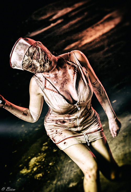 Silent Hill Nurse Cosplay