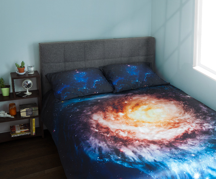Galaxy Bedding