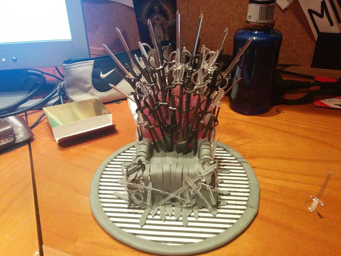 DIY Iron Throne Phone Stand