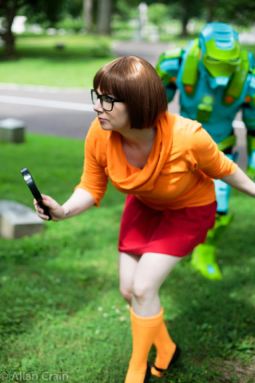Velma & The Mystery Machine Cosplay