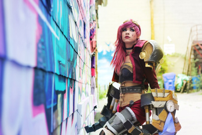 Vi from League of Legends Cosplay