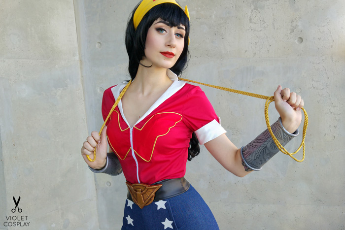 DC Bombshells Wonder Woman Cosplay