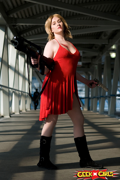Alice from Resident Evil Cosplay