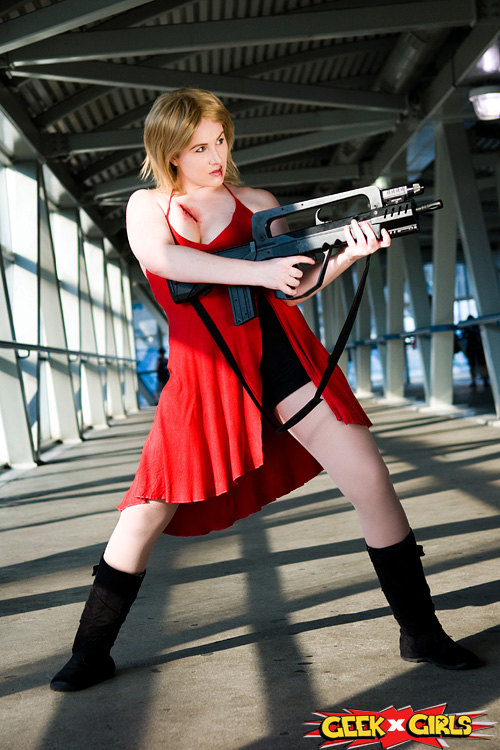 Alice from Resident Evil Cosplay