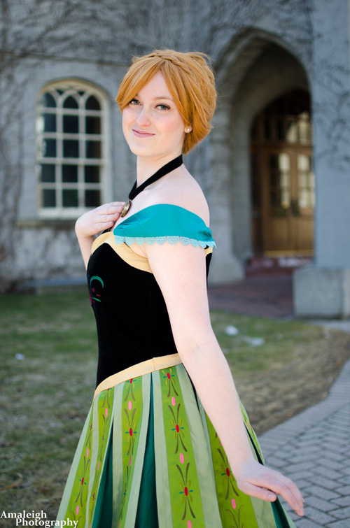 Coronation Anna from Frozen Cosplay