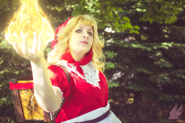 Red Riding Annie from League of Legends Cosplay