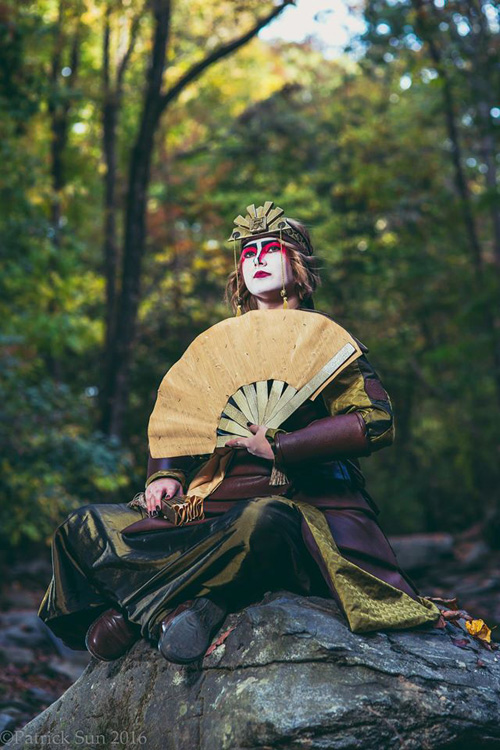 Kyoshi Warrior from Avatar: The Last Airbender Cosplay.