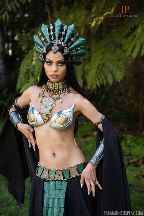 Akasha Queen of the Damned Cosplay.