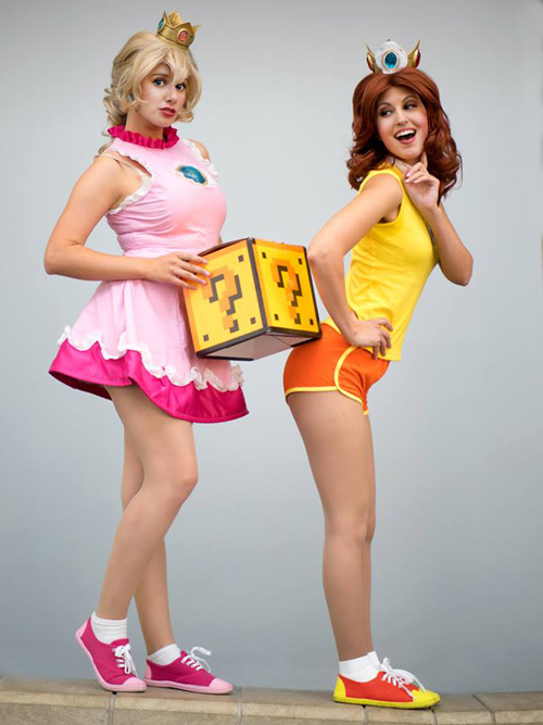 Evil Queen Cosplay. look absolutely adorable as Mario Tennis Princess Peach and Daisy! 