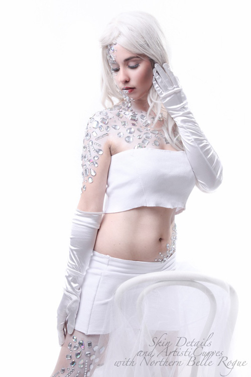Pinup Emma Frost Cosplay