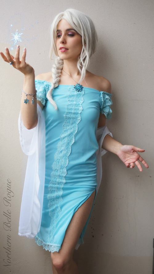 Night Time Frozen Cosplay