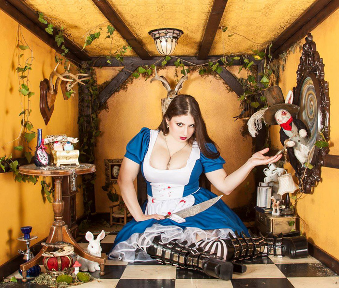American McGee's Alice Cosplay.