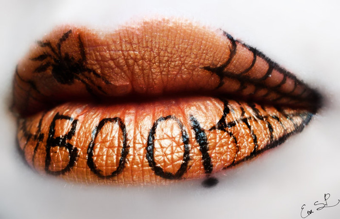 Incredibly Detailed Halloween Makeup Lip Art