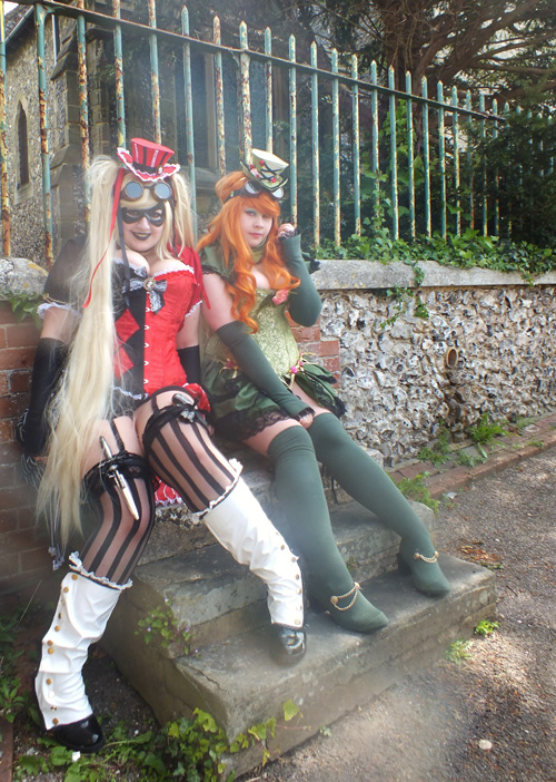Steampunk Harley Quinn & Poison Ivy Cosplay