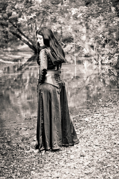 Kahlan Amnell/The Mother Confessor Cosplay