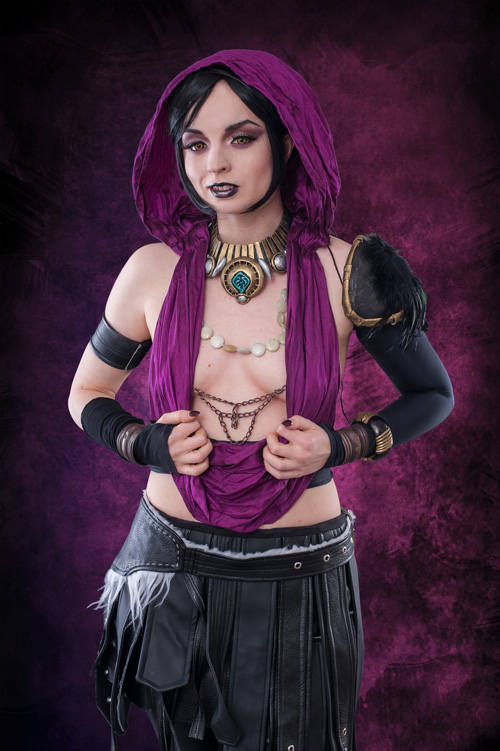 Morrigan from Dragon Age Cosplay.