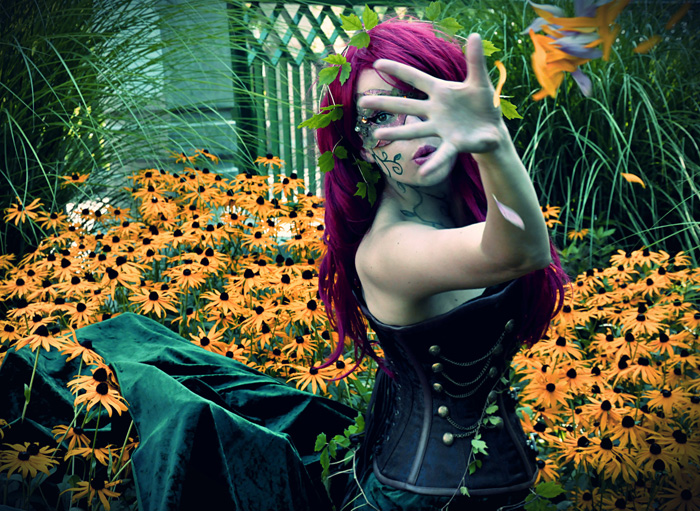 Steampunk Poison Ivy Cosplay