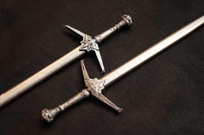 Dragon Age: Inquisition Sword Chopsticks